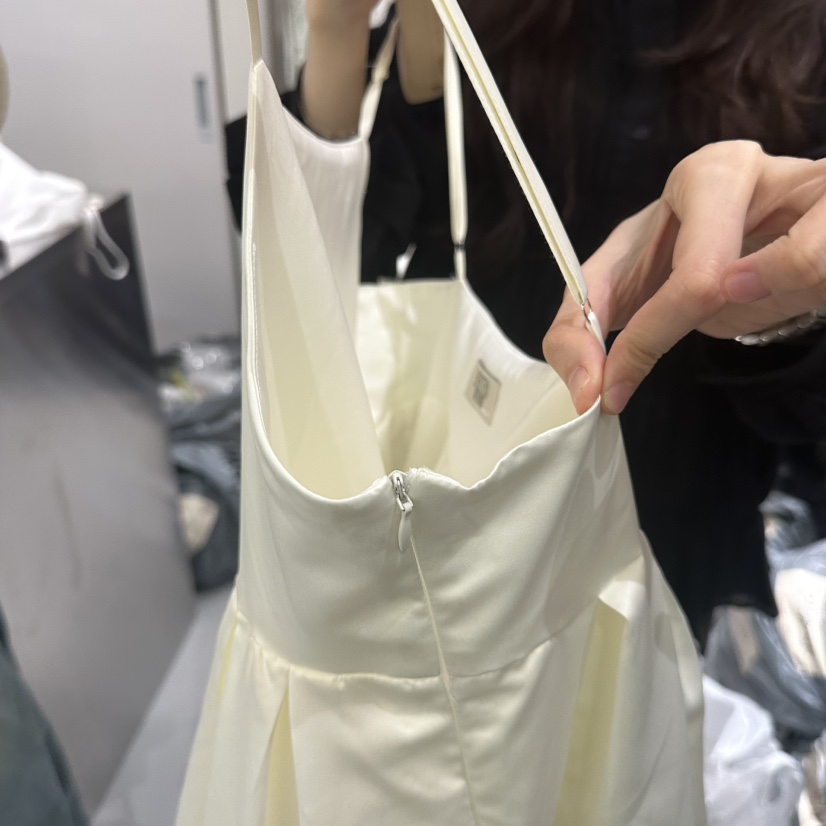 BERTHA韓國直郵㊣女士新款人氣25秋冬時尚職業休閑推薦連衣裙BERTHA連衣裙