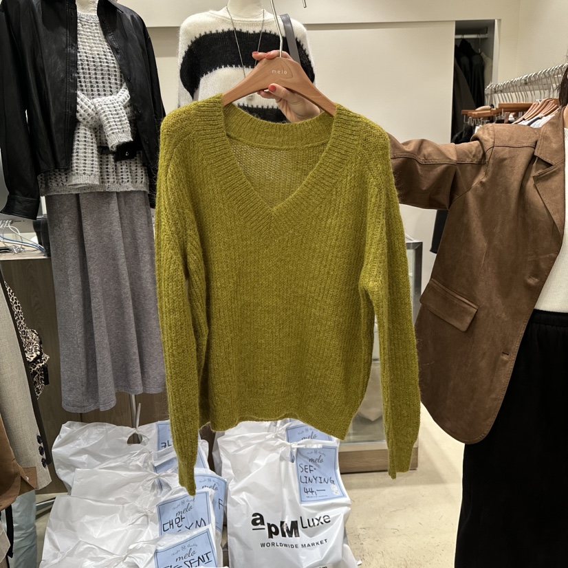 MELO東大門㊣直郵女裝新品時尚休閑真品25秋冬人氣推薦毛衣V領MELO毛衣圖色2