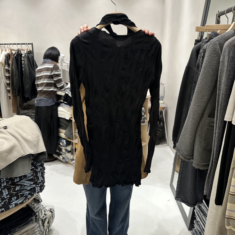 AURA韓國直郵㊣女士新品熱賣推薦休閑25秋冬時尚長袖T恤含脖帶Au ra長袖T恤