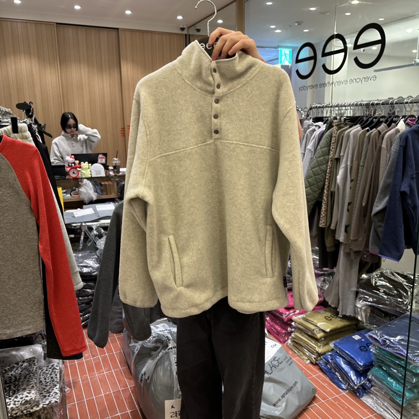 E/E/E東大門㊣代購女裝新品時尚真品推薦人氣衛衣羊毛柔軟E/E/E衛衣