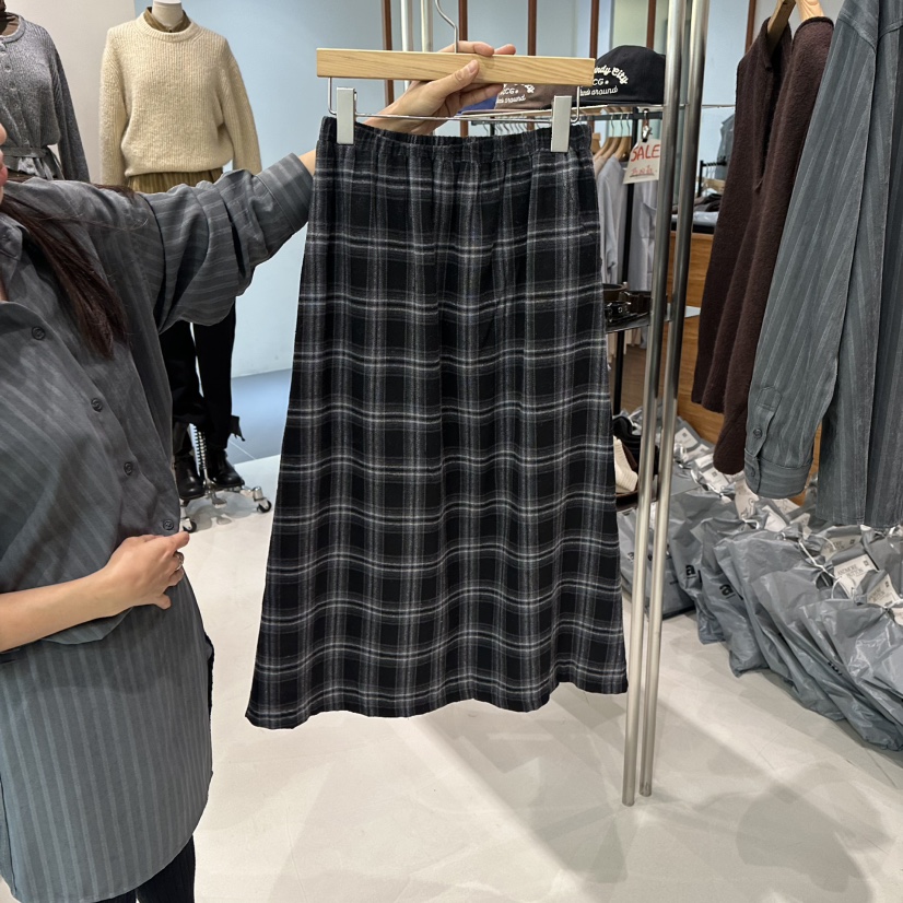 ANDMORE BUTTON韓國代購㊣女士新品職業25秋冬推薦時尚長裙ANDMORE BUTTON長裙