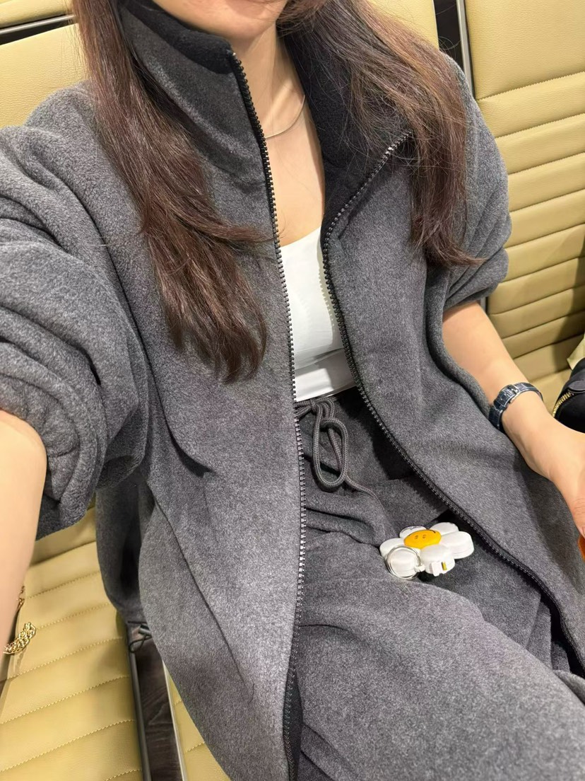 MUSHROOM EFFECT東大門㊣實拍女裝新品熱賣休閑時尚職業衛衣MUSHROOM EFFECT衛衣