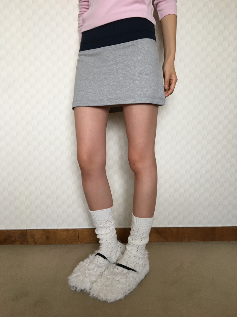 CCW韓國直郵㊣女士新款熱賣人氣職業推薦時尚休閑25秋冬短裙CCW--NYUNYU短裙