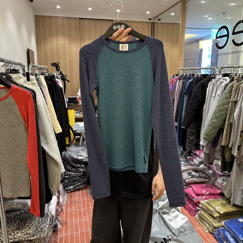 E/E/E韓國直郵㊣女士新品休閑真品時尚25秋冬熱賣長袖T恤E/E/E長袖T恤圖色3
