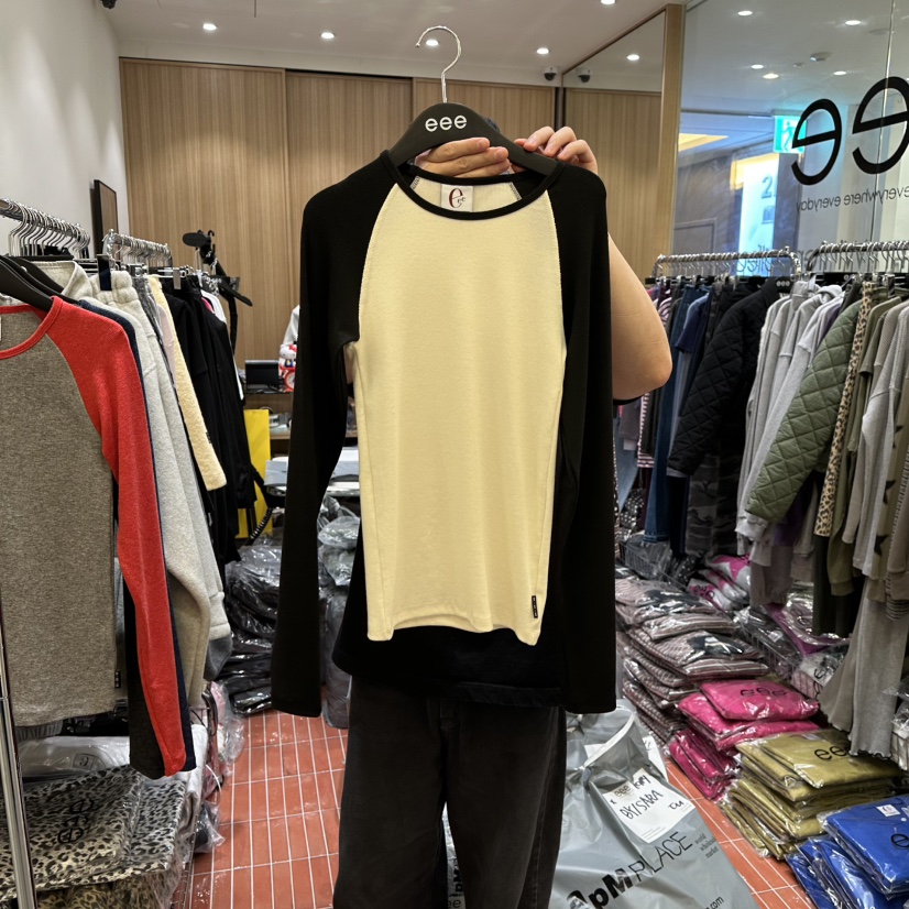 E/E/E韓國直郵㊣女士新品休閑真品時尚25秋冬熱賣長袖T恤E/E/E長袖T恤圖色4