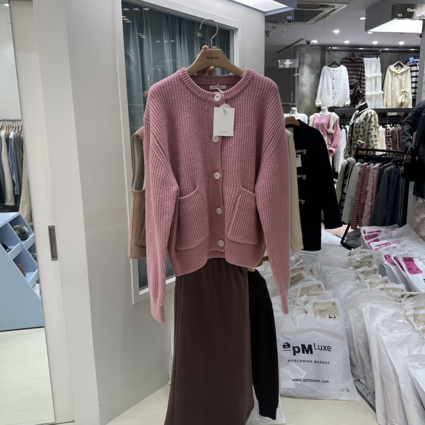 OURMOMENT東大門㊣實拍女裝新品25秋冬推薦真品休閑時尚針織衫OURMOMENT針織衫圖色2