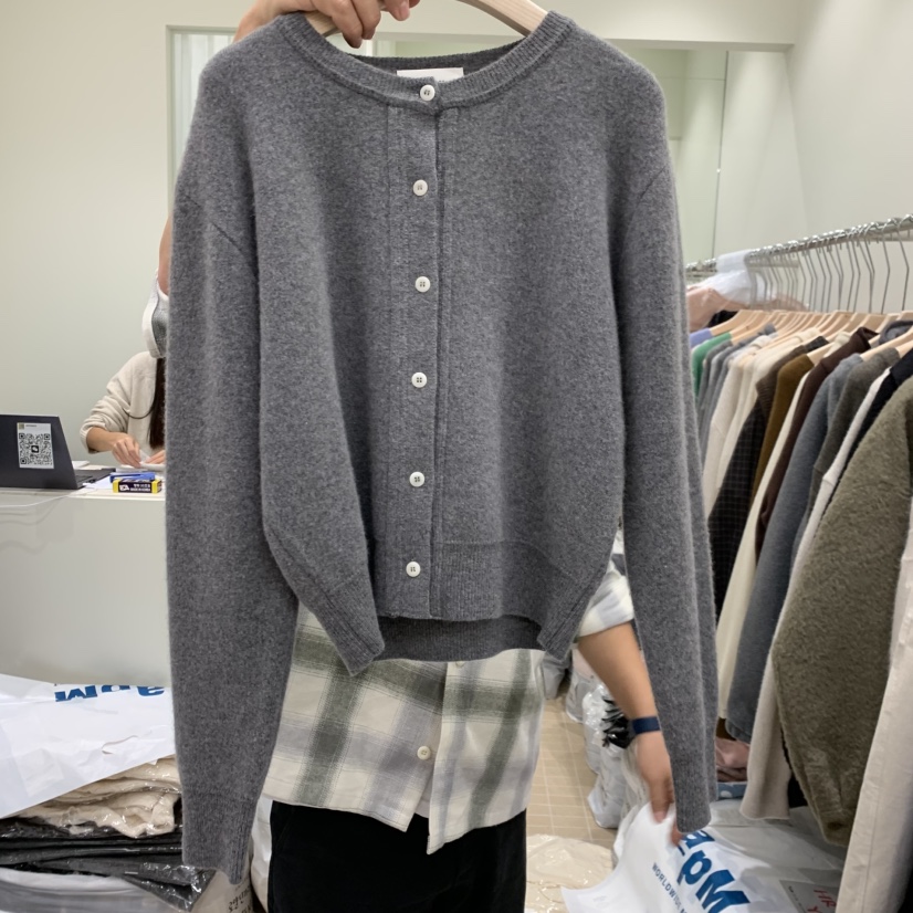 AMY GRACE韓國代購㊣女裝新款休閑真品熱賣職業推薦針織衫AMY GRACE針織衫圖色2