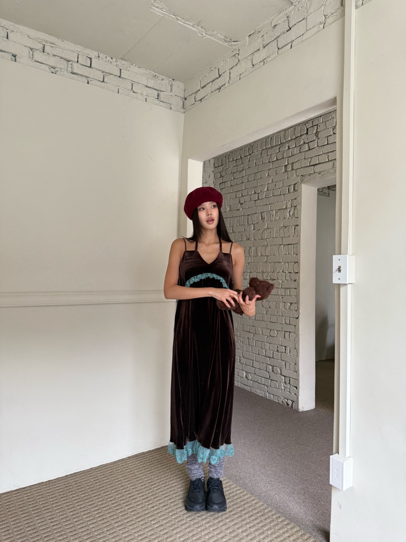MAISONDEGLORY東大門㊣直郵女士新款真品推薦熱賣連衣裙天鵝絨MAISON DE GLORY連衣裙