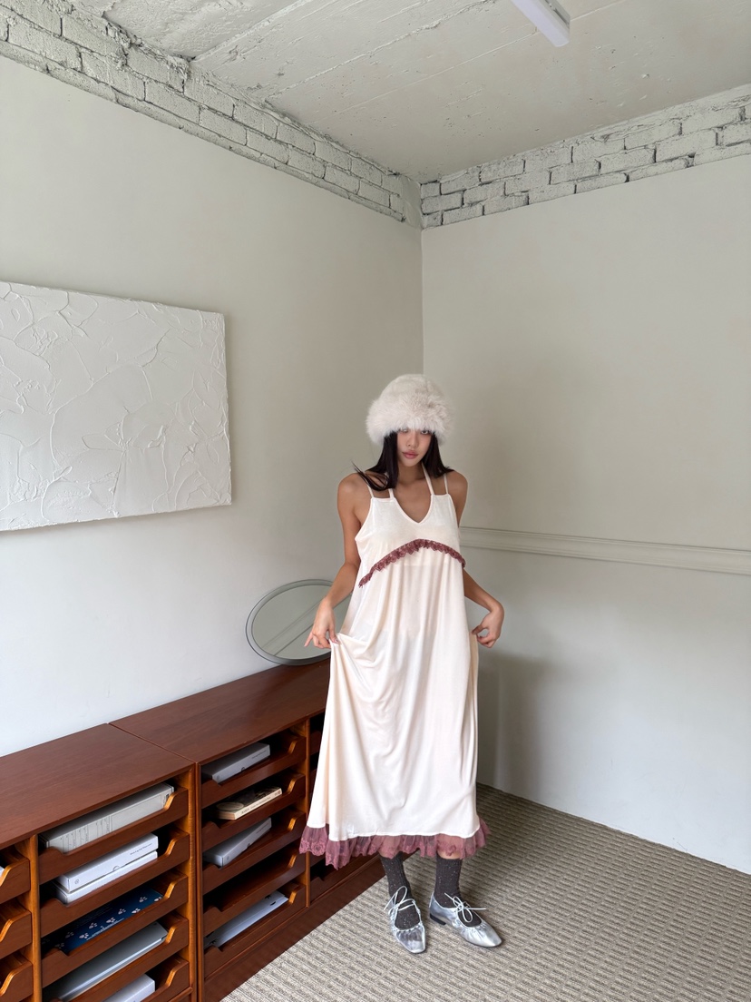 MAISONDEGLORY東大門㊣直郵女士新款真品推薦熱賣連衣裙天鵝絨MAISON DE GLORY連衣裙圖色3