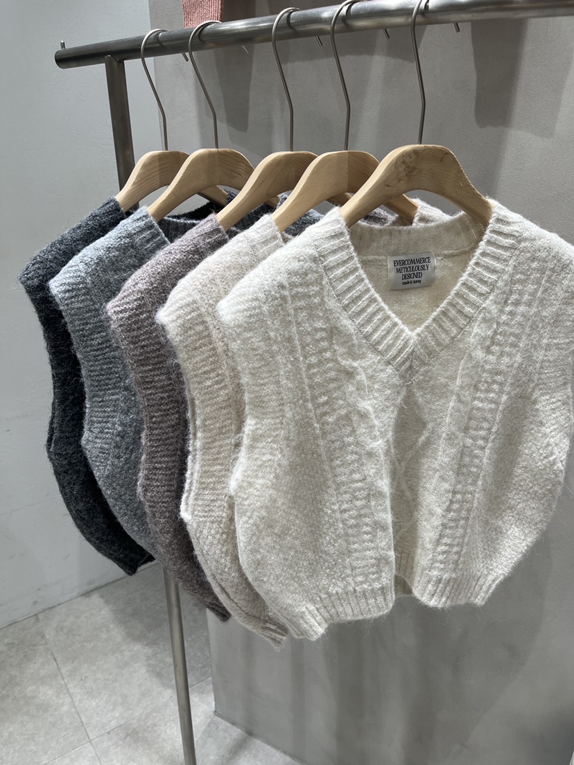 EVERCOMMERCE METICULOUSLY DESIGNED東大門㊣代購女裝新品時尚吊帶背心羊毛EVERCOMMERCE吊帶/背心