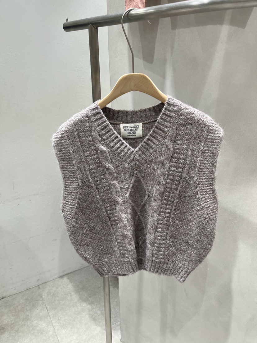EVERCOMMERCE METICULOUSLY DESIGNED東大門㊣代購女裝新品時尚吊帶背心羊毛EVERCOMMERCE吊帶/背心圖色2