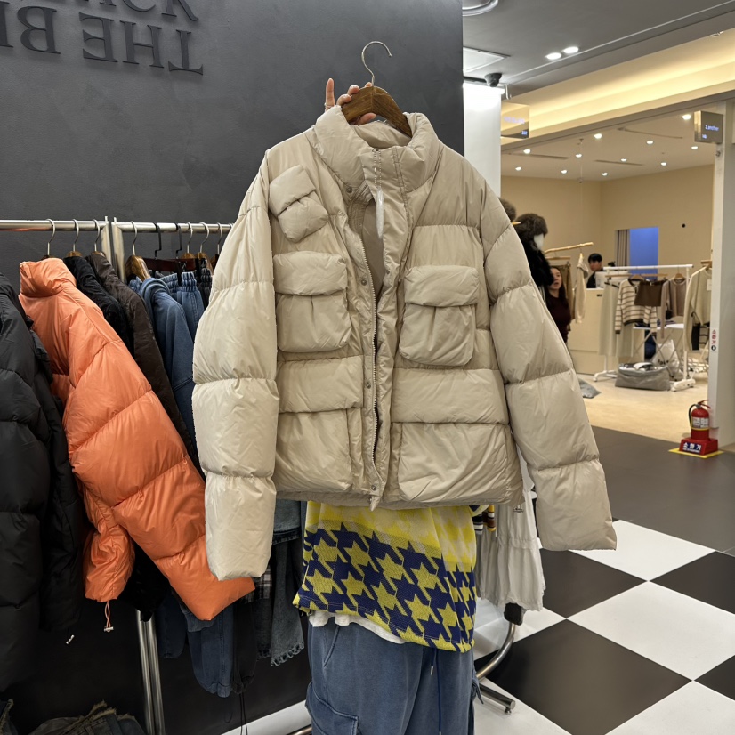 LADYBLACK韓國代購㊣女裝新品休閑職業推薦熱賣短款羽絨服口袋LADYBLACK短款羽絨服圖色2