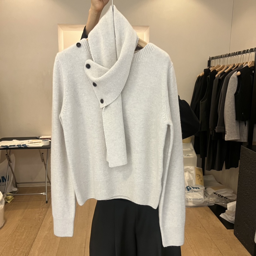 LA MAGIE FEMME韓國代購㊣女士新款時尚熱賣毛衣含圍巾紐扣Lamagie Femme毛衣