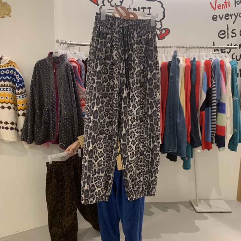 VENTI東大門㊣實拍女裝新品休閑熱賣職業時尚推薦休閑褲天鵝絨VENTI休閑褲