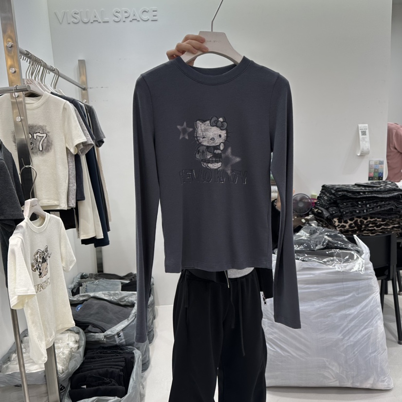 VISUAL SPACE東大門㊣實拍女士新品真品人氣25秋冬長袖T恤VISUAL SPACE長袖T恤圖色2