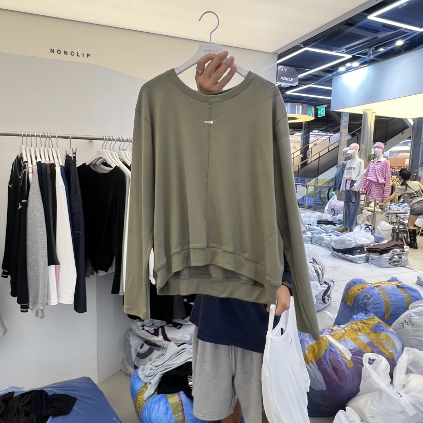 NON CLIP韓國代購㊣女士新款25秋冬熱賣真品職業時尚長袖T恤NON CLIP長袖T恤圖色4