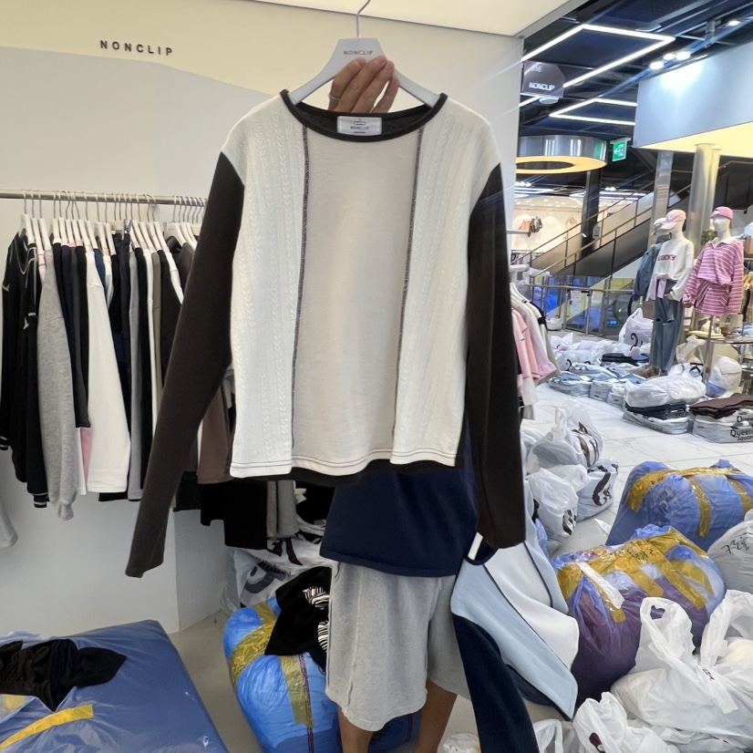 NON CLIP東大門㊣代購女裝新品時尚25秋冬真品人氣長袖T恤NON CLIP長袖T恤圖色2
