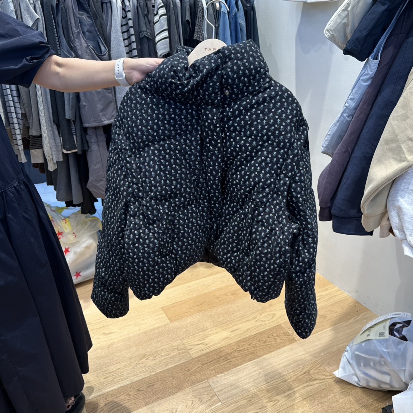 TARA韓國代購㊣女裝新品職業真品人氣推薦熱賣時尚短款棉服TARA短款棉服圖色2