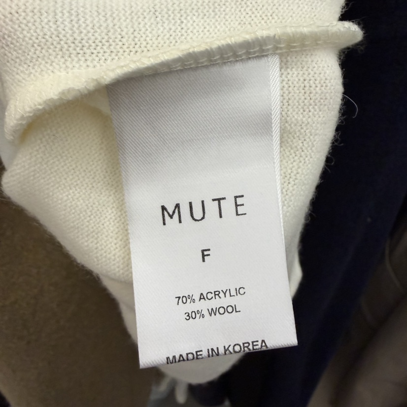 MUTE-P韓國代購㊣女士新款人氣25秋冬真品熱賣休閑長袖T恤MUTE長袖T恤