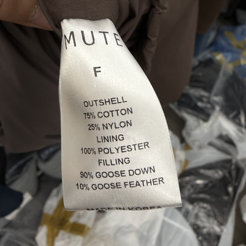MUTE-P韓國直郵㊣女裝新款職業人氣25秋冬推薦熱賣短款羽絨服MUTE短款羽絨服
