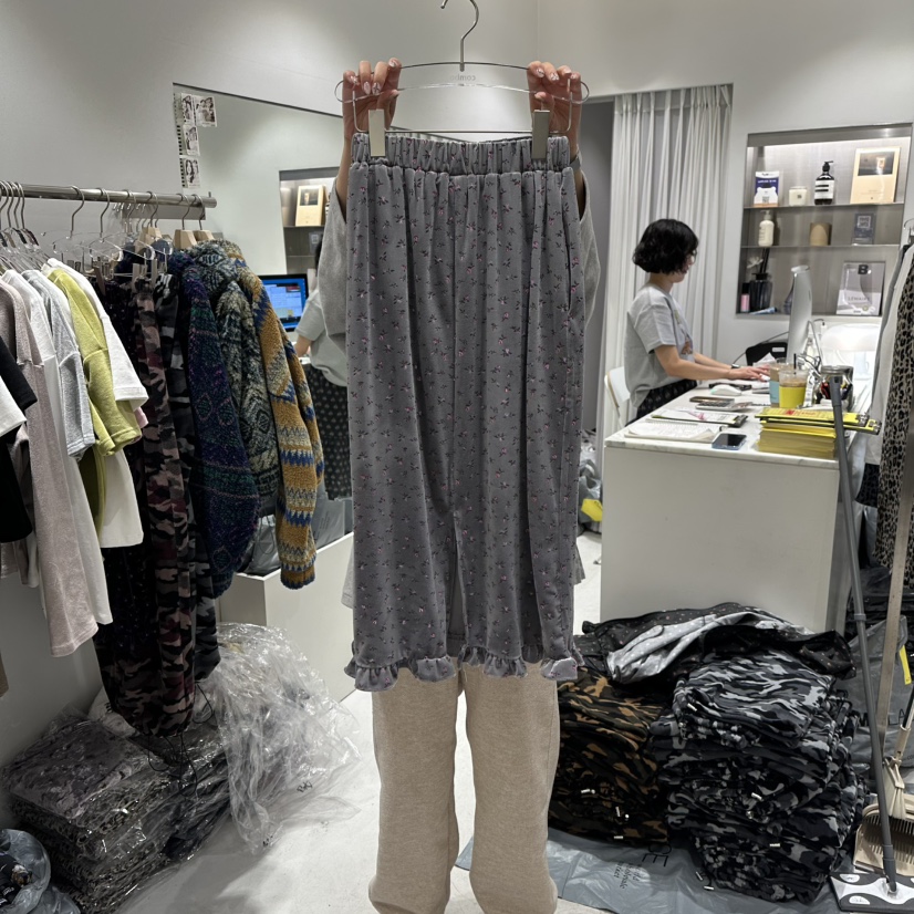 COMBO東大門㊣實拍女士新品推薦時尚熱賣人氣25秋冬職業長裙COM_BO長裙