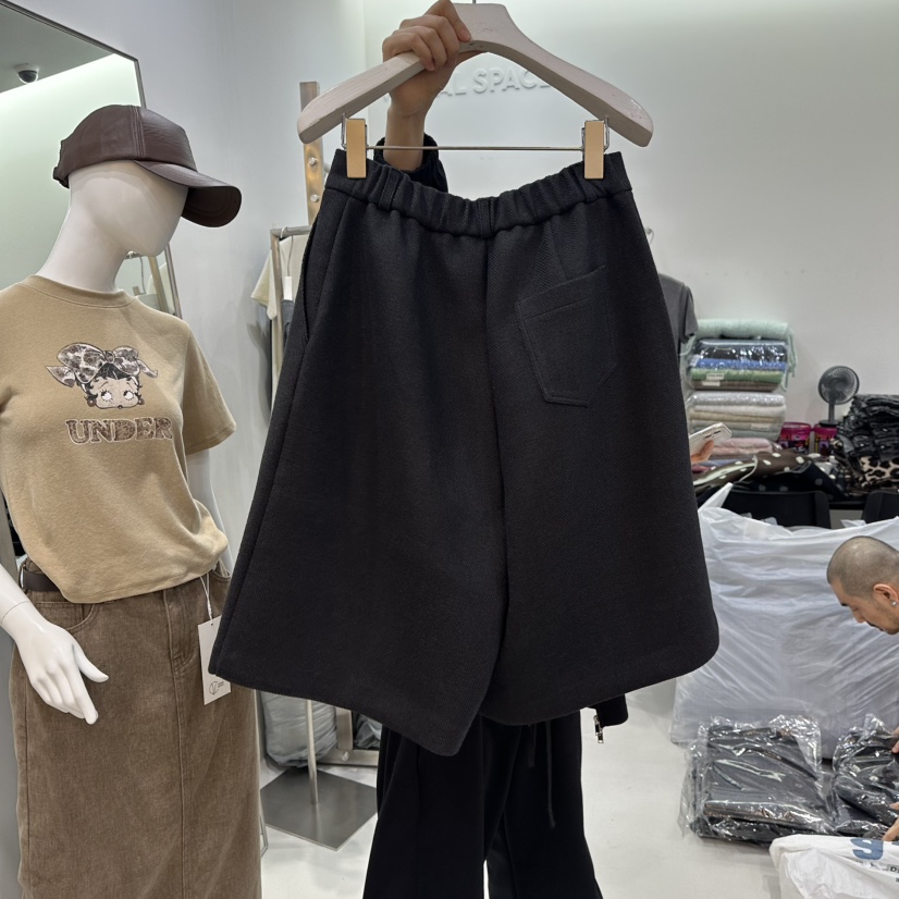 VISUAL SPACE東大門㊣直郵女士新品熱賣人氣25秋冬短褲羊毛VISUAL SPACE短褲