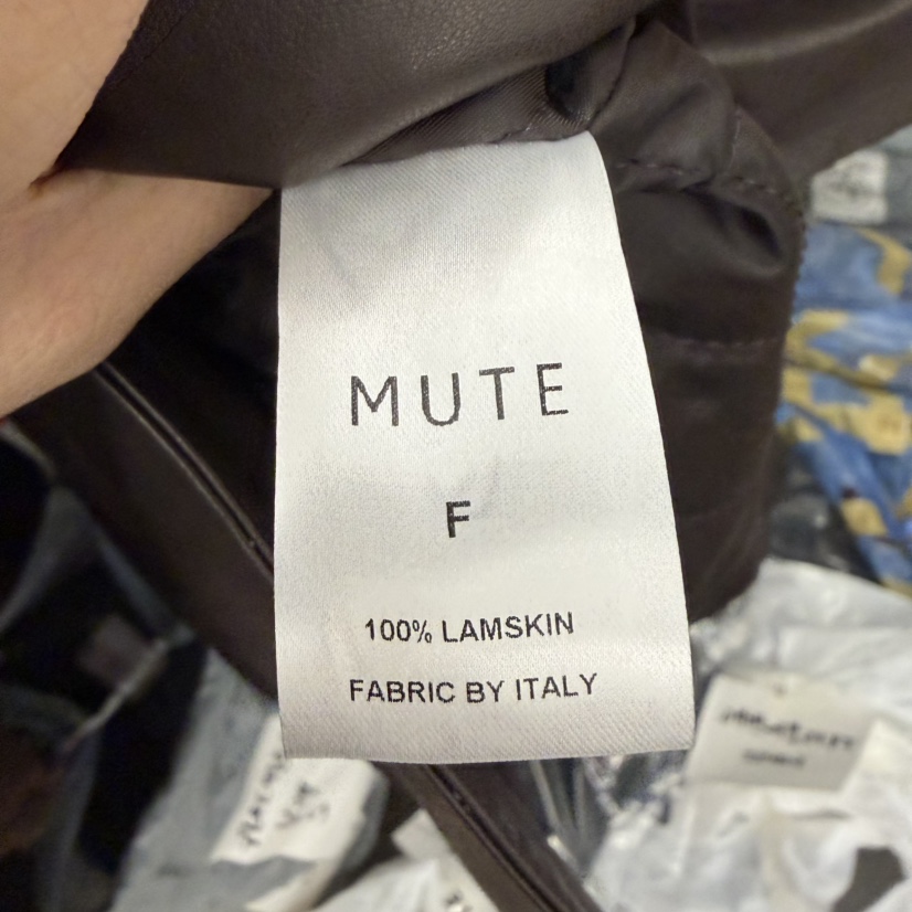 MUTE-P東大門㊣代購女裝新款推薦人氣時尚25秋冬熱賣真品皮衣MUTE皮衣