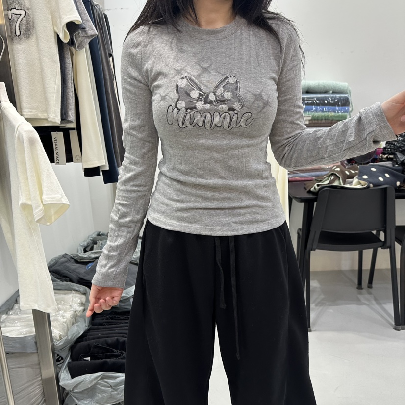 VISUAL SPACE東大門㊣代購女士新品時尚熱賣真品人氣長袖T恤VISUAL SPACE長袖T恤圖色2
