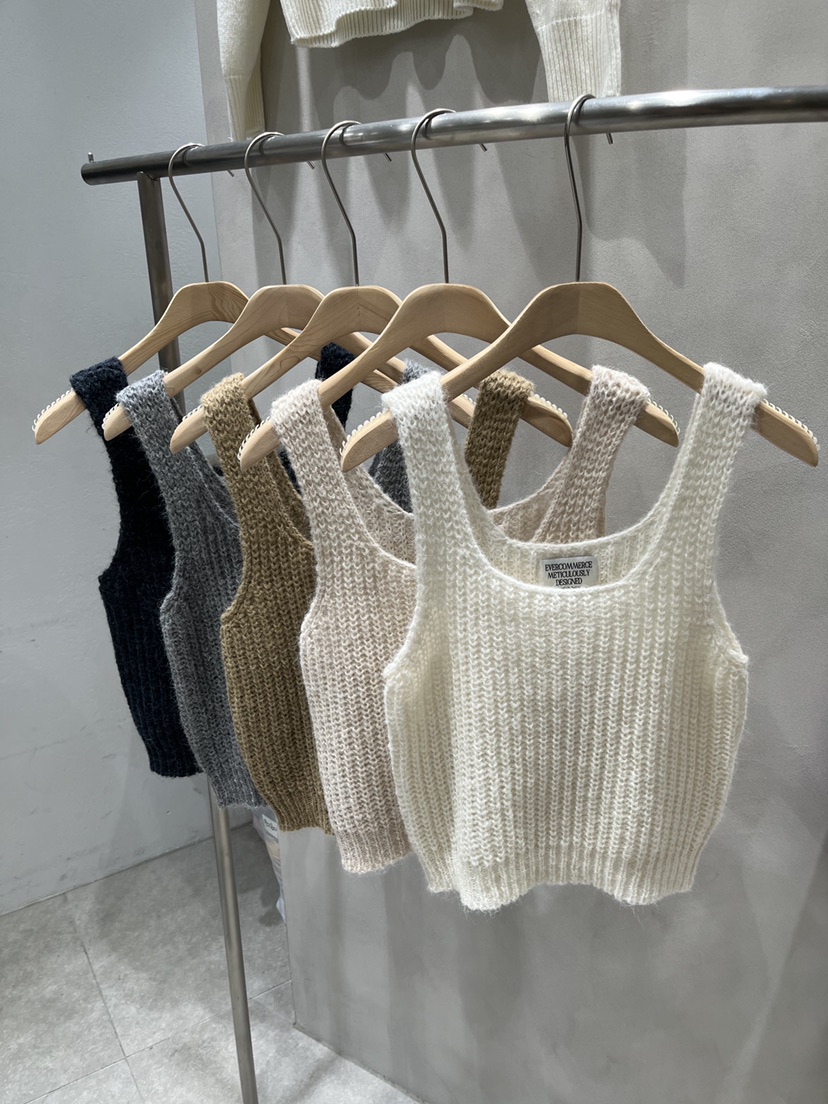 EVERCOMMERCE METICULOUSLY DESIGNED東大門㊣實拍女裝新款25秋冬吊帶背心羊駝EVERCOMMERCE吊帶/背心