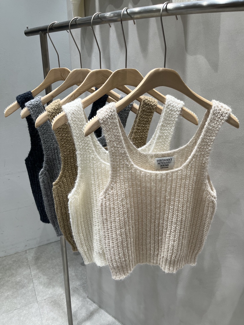 EVERCOMMERCE METICULOUSLY DESIGNED東大門㊣實拍女裝新款25秋冬吊帶背心羊駝EVERCOMMERCE吊帶/背心