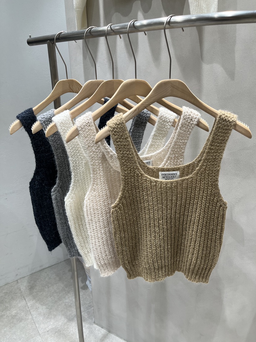 EVERCOMMERCE METICULOUSLY DESIGNED東大門㊣實拍女裝新款25秋冬吊帶背心羊駝EVERCOMMERCE吊帶/背心