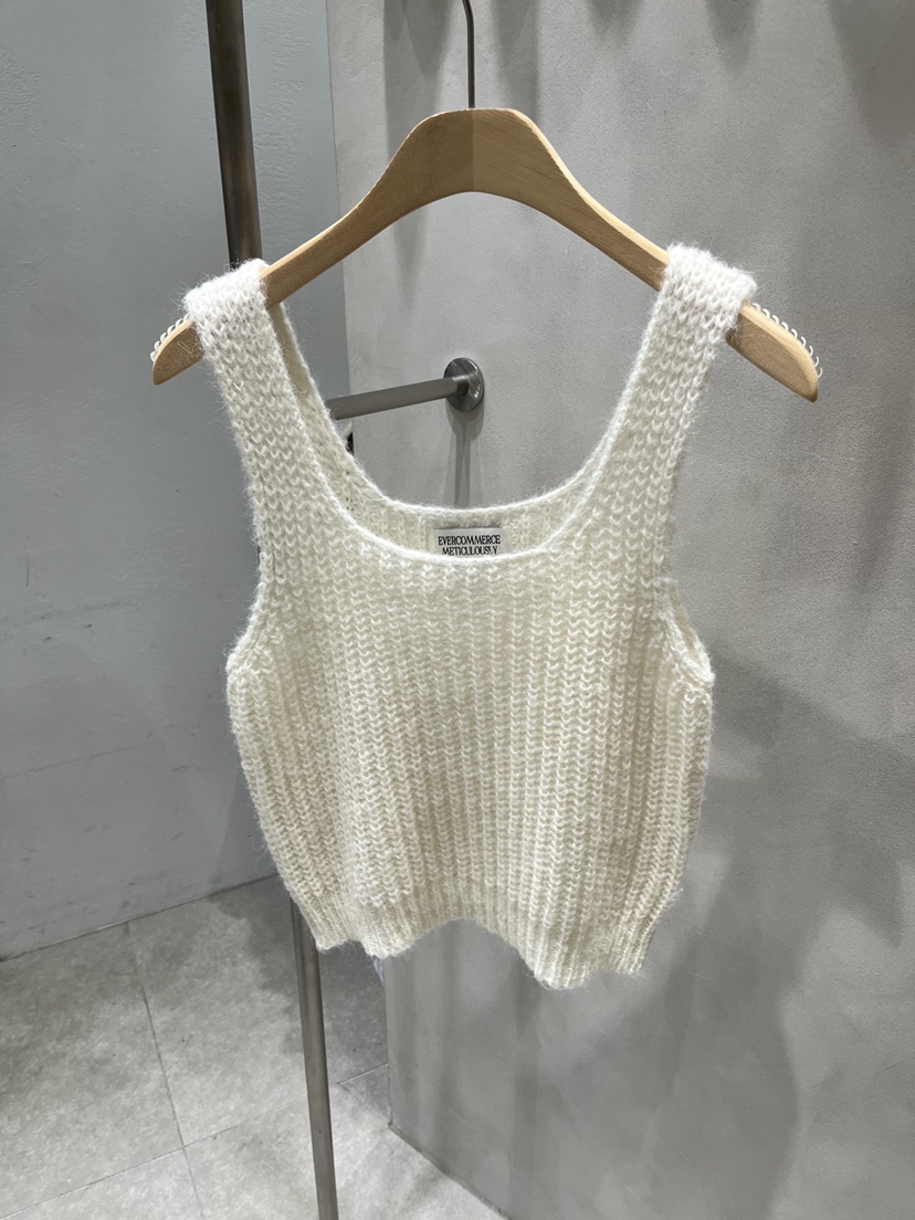 EVERCOMMERCE METICULOUSLY DESIGNED東大門㊣實拍女裝新款25秋冬吊帶背心羊駝EVERCOMMERCE吊帶/背心圖色5