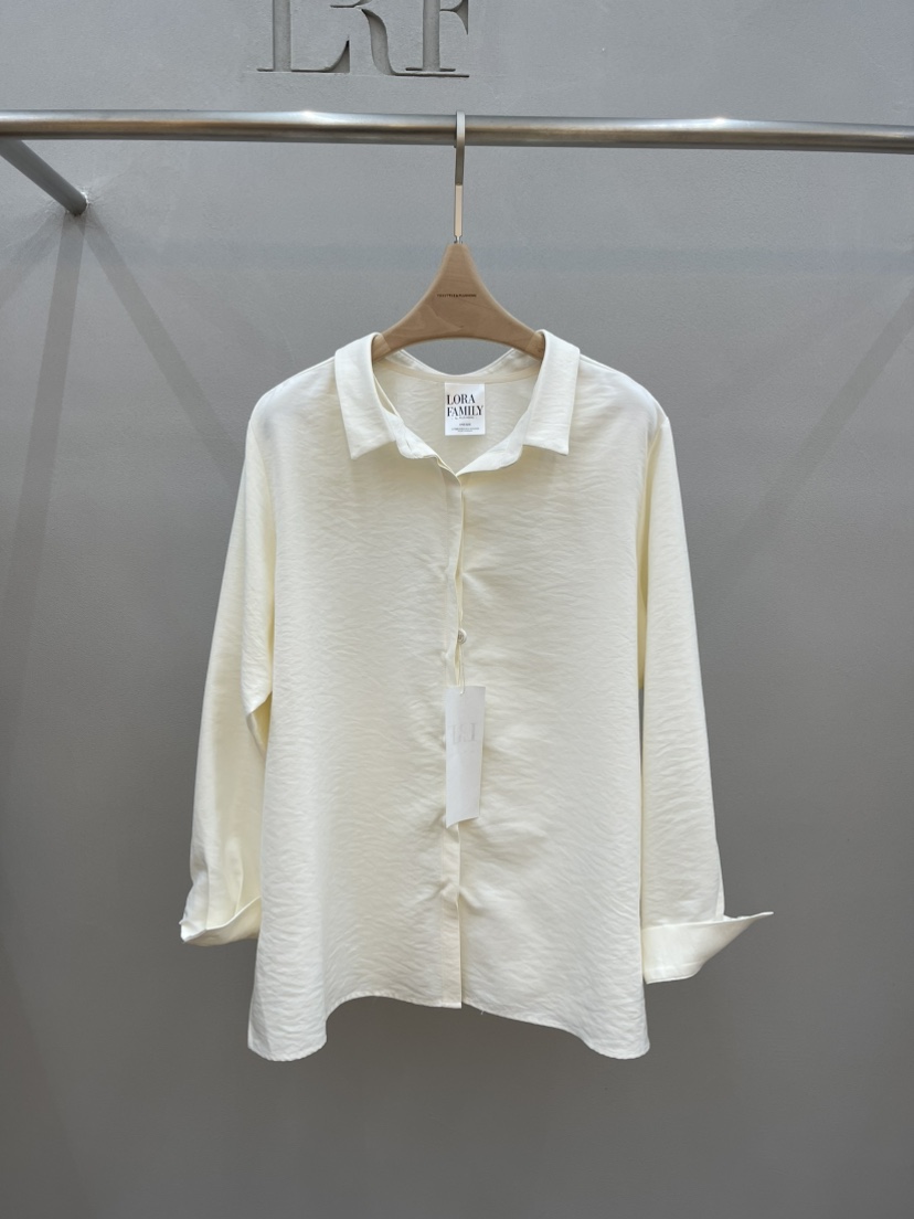 PLUS HONG-P東大門㊣實拍女裝新品真品人氣25秋冬襯衫蕾絲衫LORA FAMILY/PLUS HONG襯衫/蕾絲衫