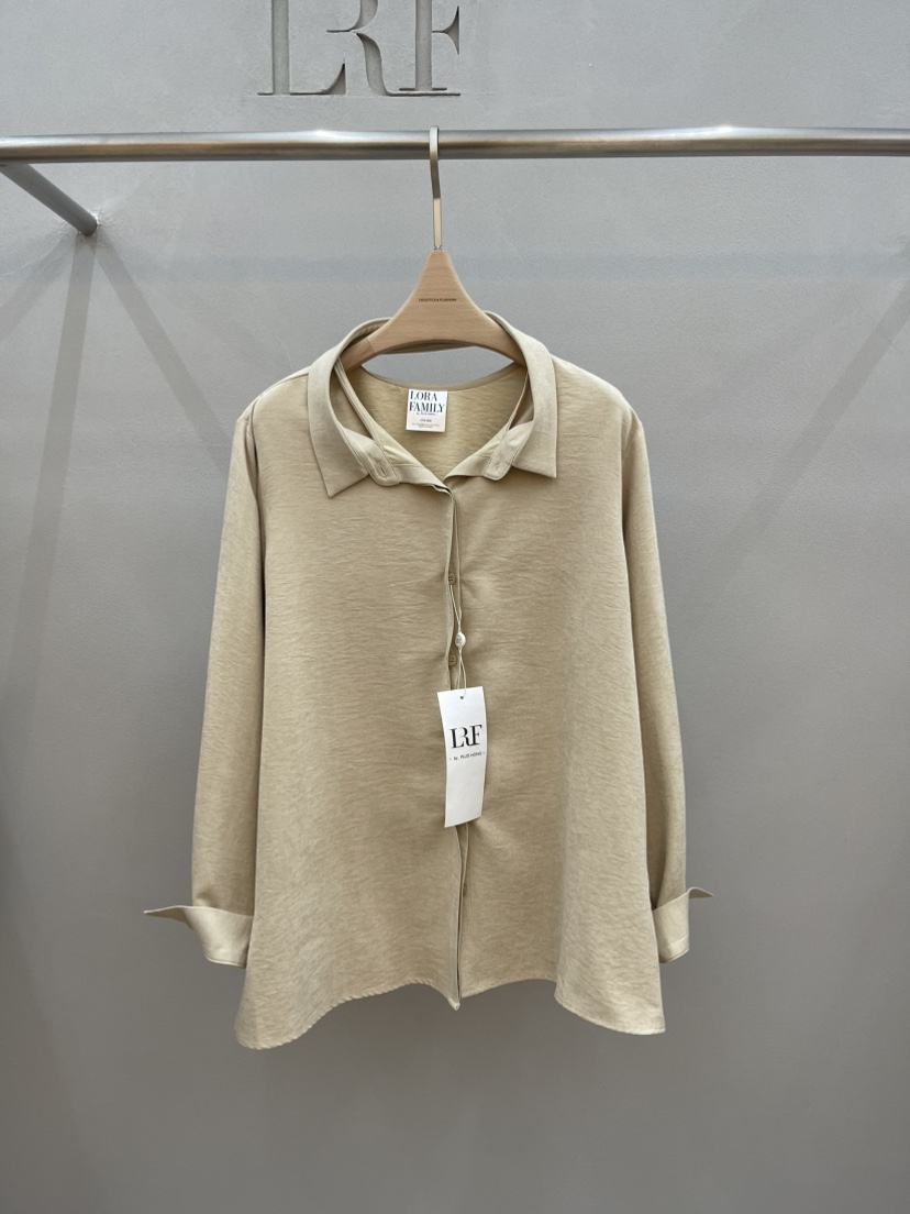 PLUS HONG-P東大門㊣實拍女裝新品真品人氣25秋冬襯衫蕾絲衫LORA FAMILY/PLUS HONG襯衫/蕾絲衫圖色2
