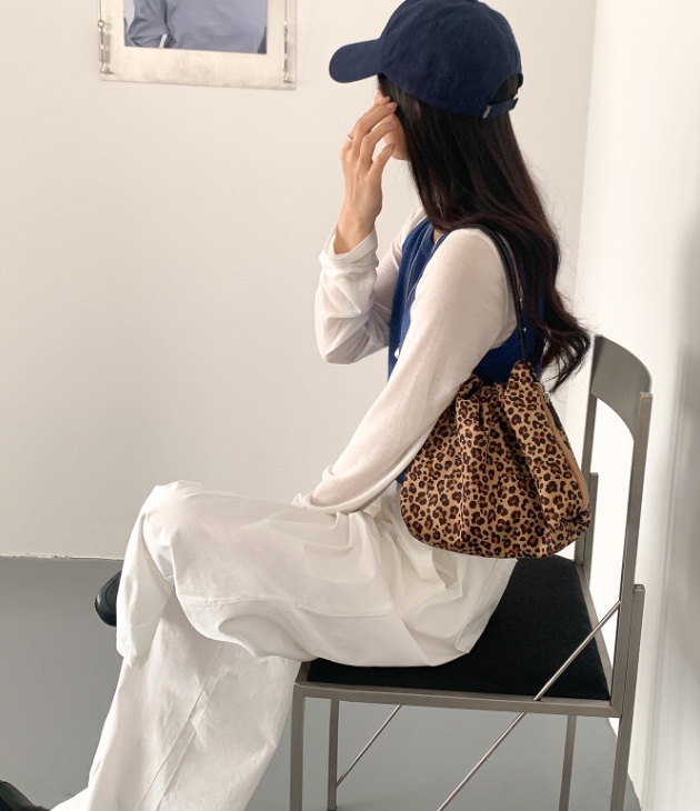 POSH BLUE東大門㊣直郵女士新品休閑職業人氣真品單肩斜跨包POSH BLUE單肩/斜跨包