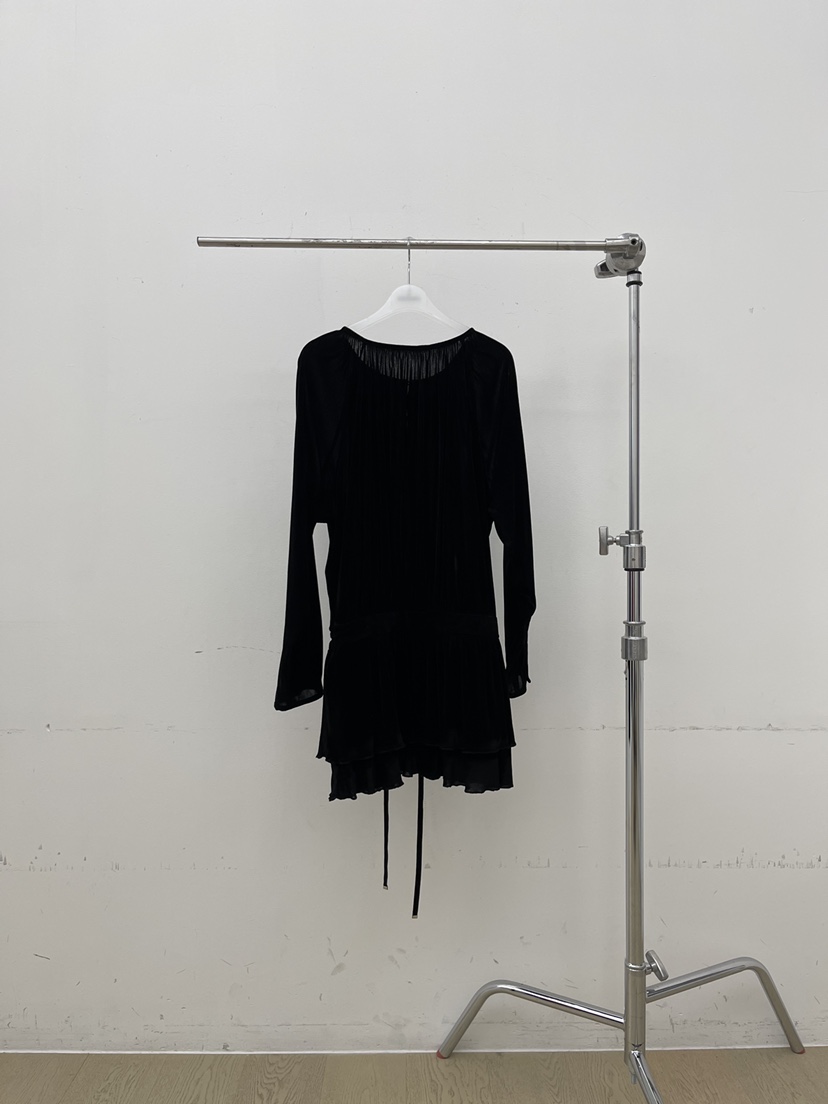ATMOSPHERE東大門㊣直郵女士新品推薦職業真品連衣裙天鵝絨ATMOSPHERE/BLING連衣裙
