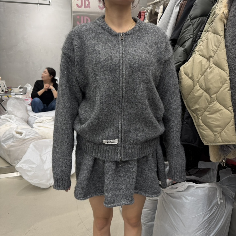 JUDYQUE東大門㊣直郵女士新品真品時尚職業休閑推薦25秋冬套裝JUDYQUE套裝圖色2