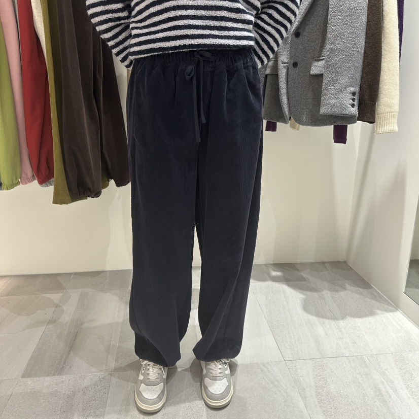 LOW MOMENT東大門㊣直郵女士新款真品熱賣職業人氣時尚休閑褲LOW MOMENT休閑褲圖色3深藍色