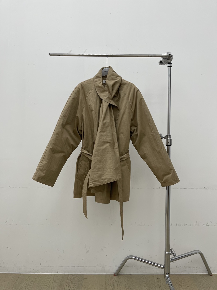 ATMOSPHERE東大門㊣實拍女裝新品熱賣真品短款棉服含腰帶圍巾ATMOSPHERE/BLING短款棉服