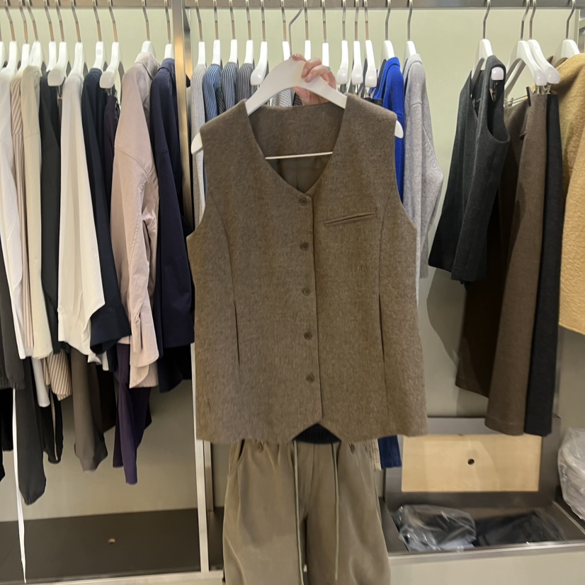 FAVE/FAVOURITE韓國直郵㊣女裝新品真品熱賣職業推薦馬甲羊毛FAVOURITE馬甲