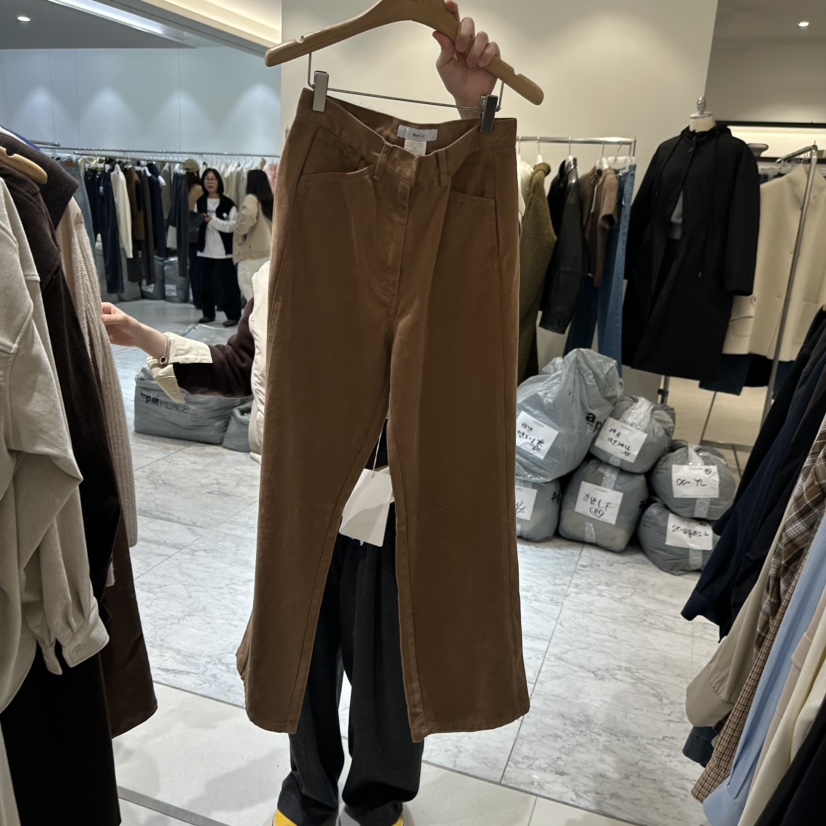 BLUEI-D韓國代購㊣女士新品真品休閑職業25秋冬休閑褲不含腰帶Blue i-d休閑褲圖色1