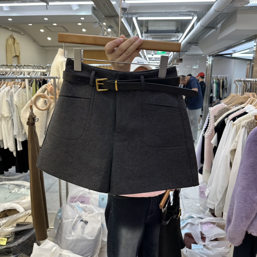 LULULALLA韓國直郵㊣女裝新款25秋冬休閑人氣短褲含腰帶鏤空LULULALLA短褲