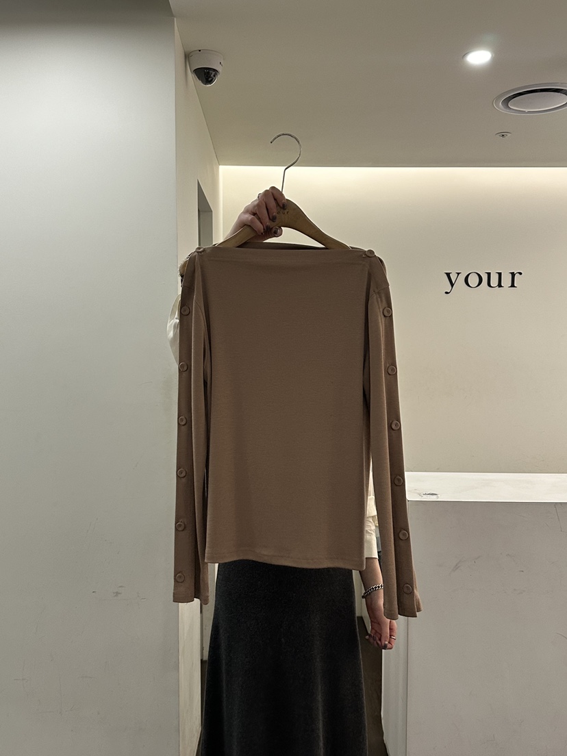 YOUR-P東大門㊣代購女士新品25秋冬真品推薦熱賣長袖T恤露肩YOUR-P長袖T恤圖色2