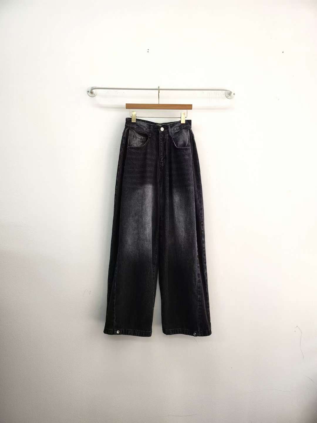 YUNI YUNI-유니유니-T東大門㊣實拍女裝新品25秋冬牛仔褲YUNI YUNI牛仔褲