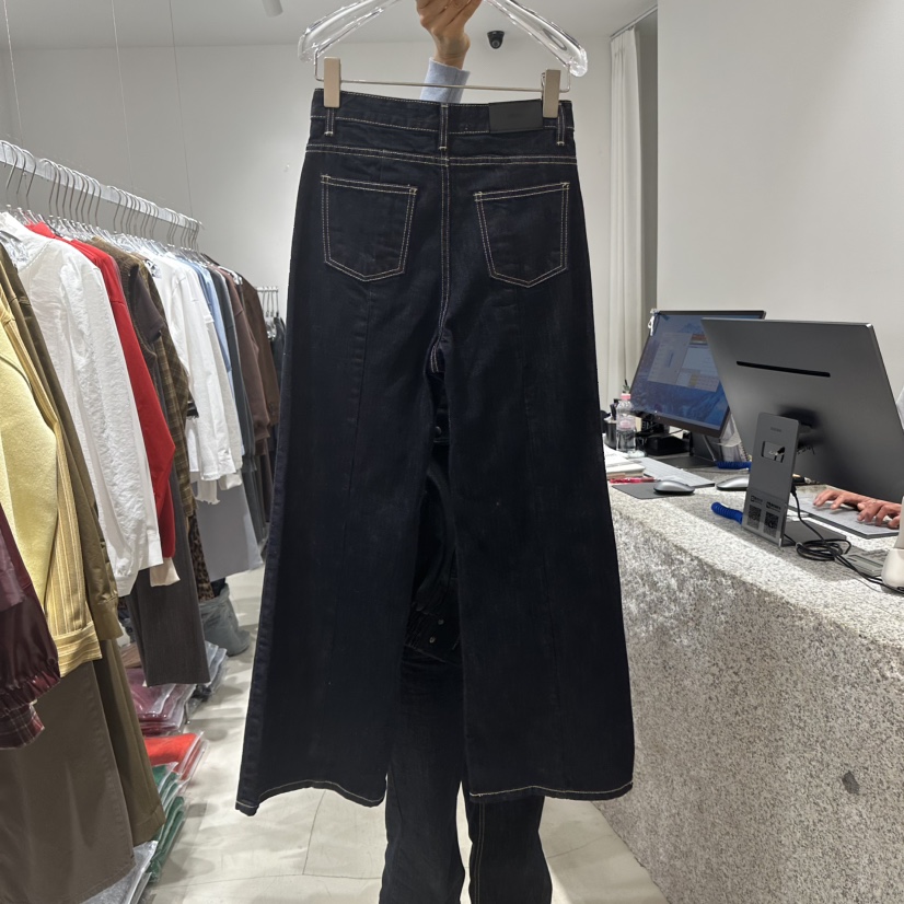 NEROLI 36東大門㊣實拍女裝新款人氣時尚職業熱賣牛仔褲喇叭NEROLI 36牛仔褲