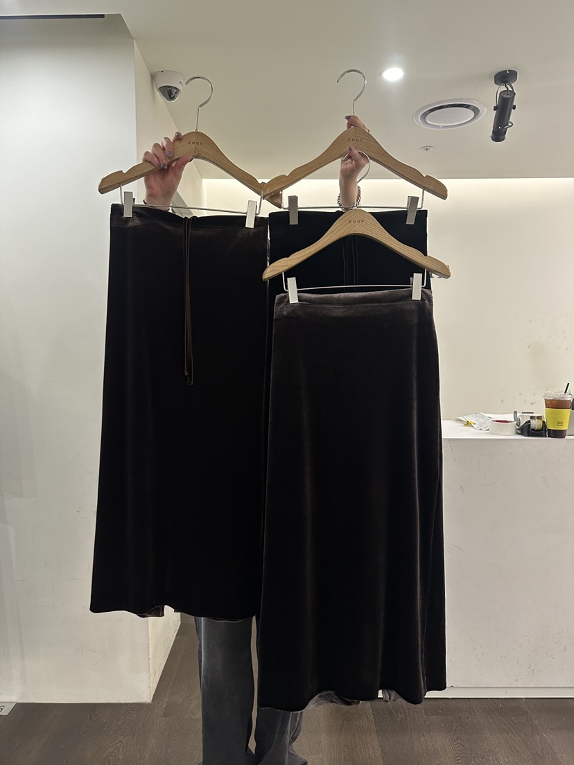 YOUR-P東大門㊣直郵女裝新品25秋冬熱賣人氣真品長裙天鵝絨YOUR-P長裙