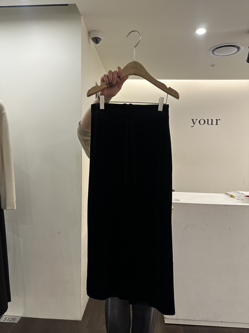 YOUR-P東大門㊣直郵女裝新品25秋冬熱賣人氣真品長裙天鵝絨YOUR-P長裙圖色2黑色