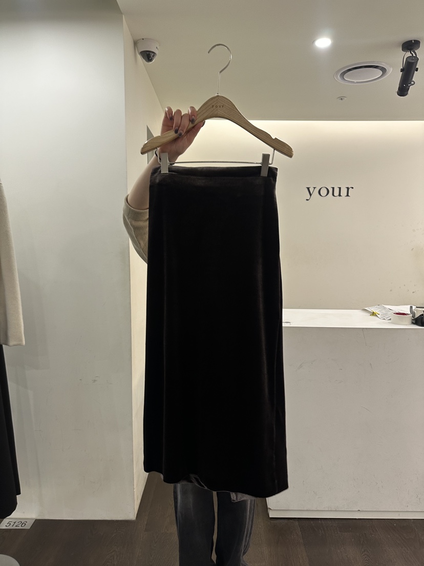 YOUR-P東大門㊣直郵女裝新品25秋冬熱賣人氣真品長裙天鵝絨YOUR-P長裙圖色3墨色