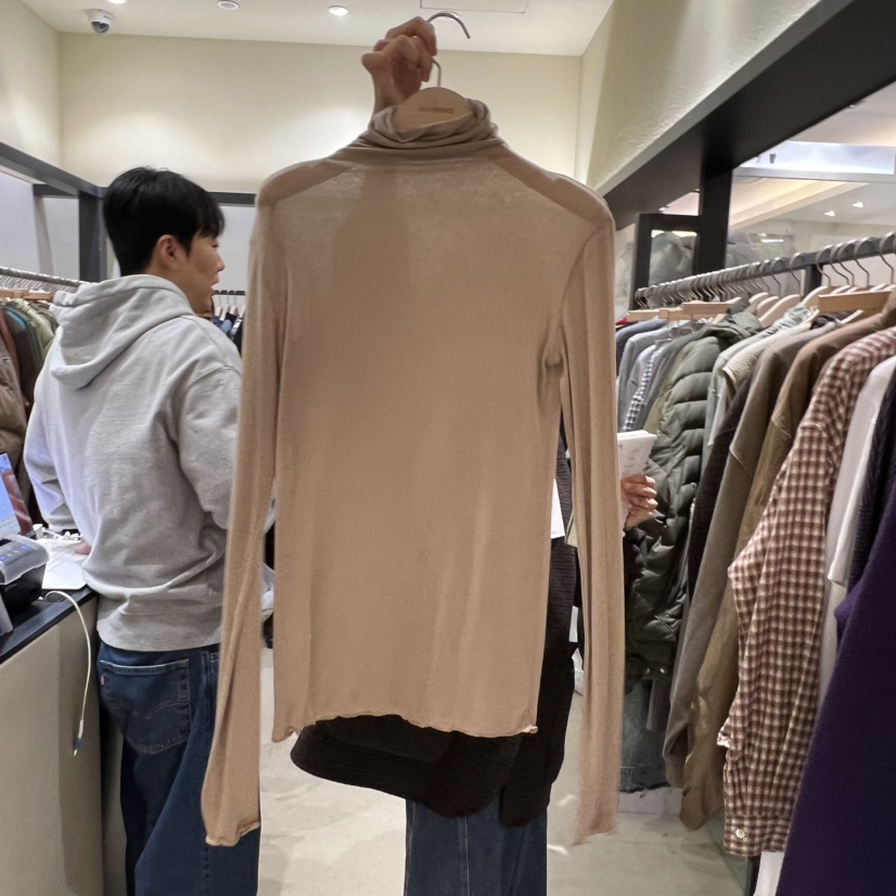 SELF SERVICE東大門㊣代購女裝新款職業熱賣時尚人氣長袖T恤SELF SERVICE長袖T恤圖色2