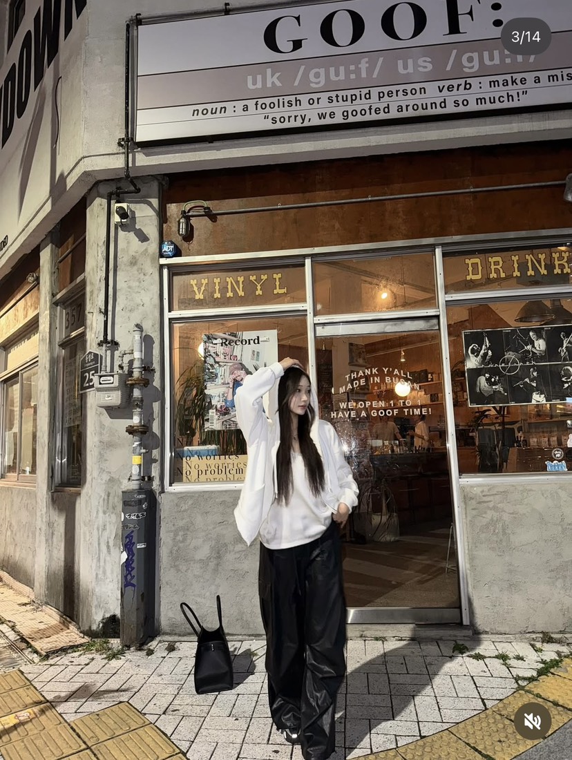 OKIE韓國代購㊣女士新款推薦時尚職業熱賣休閑吊帶背心絲綢OKIE吊帶/背心